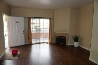 Photo #2: 2099301 Listing 