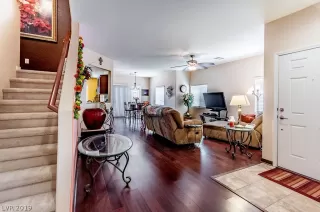 Photo #1: 2099336 Listing