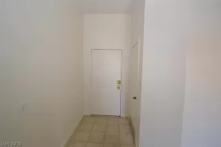 Photo #3: 2099343 Listing 