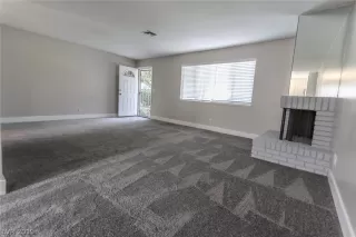 Photo #4: 2099379 Listing 