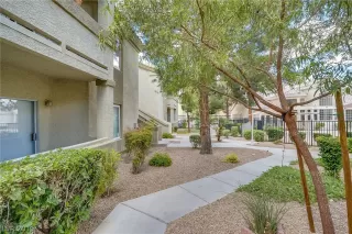 Photo #1: 2099391 Listing