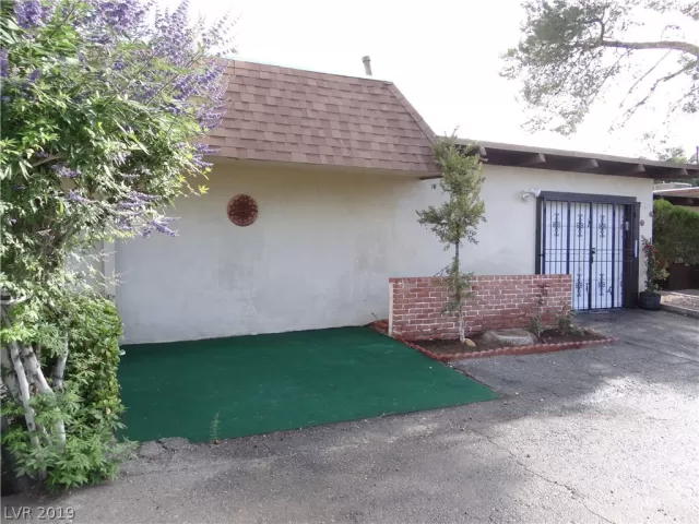 MLS: 2099477 Condo For Sale