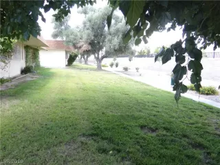 Photo #5: 2099477 Listing 