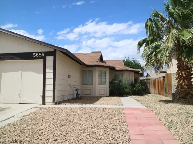 MLS: 2099496 Condo For Sale