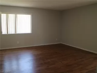 Photo #2: 2099496 Listing 