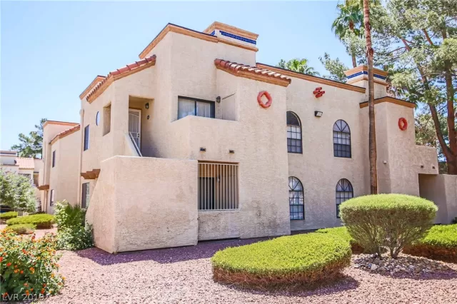 MLS: 2099502 Condo For Sale