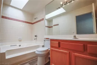 Photo #4: 2099502 Listing 