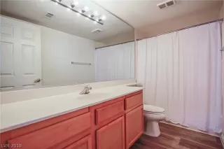 Photo #6: 2099502 Listing 