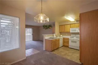 Photo #4: 2099551 Listing 