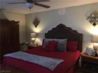 Photo #5: 2099571 Listing