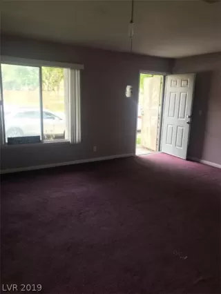 Photo #3: 2099586 Listing 