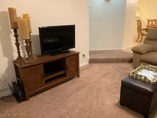 Photo #5: 2099678 Listing 