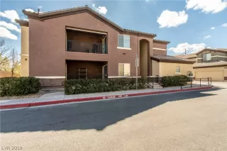 Photo #3: 2099755 Listing