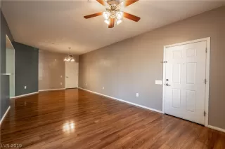 Photo #5: 2099755 Listing
