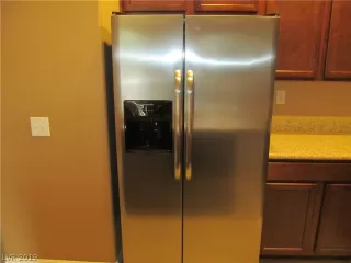 Photo #4: 2099771 Listing 