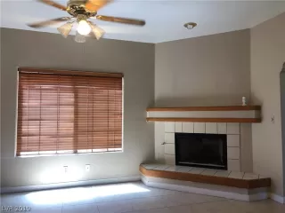 Photo #3: 2099836 Listing