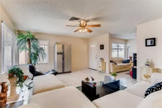 Photo #1: 2099967 Listing