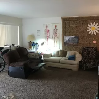 Photo #4: 2099984 Listing