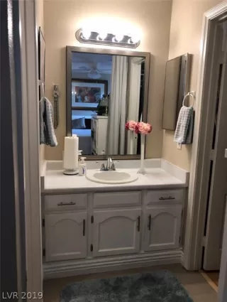 Photo #6: 2099986 Listing 