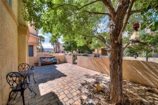 Photo #4: 2100054 Listing 