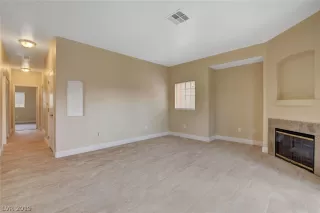 Photo #4: 2100157 Listing 