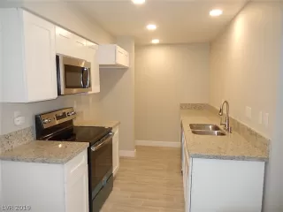 Photo #2: 2100175 Listing