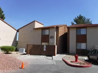 Photo #1: 2100198 Listing 