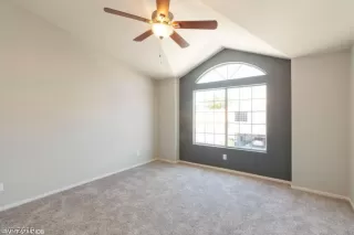 Photo #3: 2100223 Listing