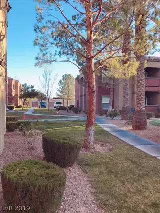 Photo #1: 2100289 Listing