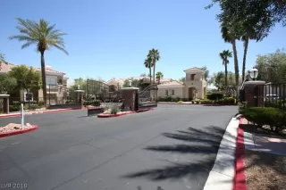 Photo #2: 2100406 Listing