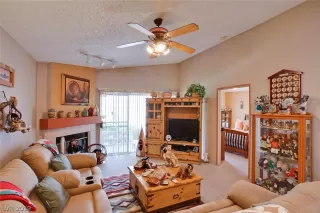 Photo #5: 2100441 Listing 