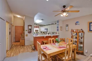 Photo #6: 2100441 Listing 