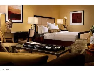 Photo #6: 2100478 Listing