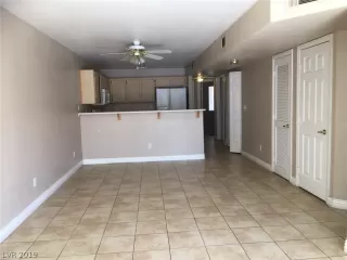 Photo #3: 2100498 Listing 