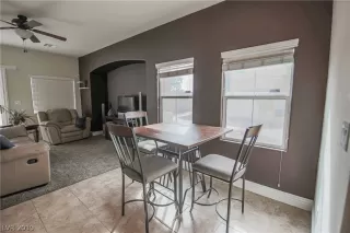 Photo #6: 2100577 Listing