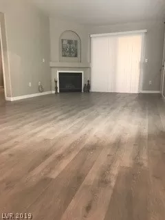 Photo #2: 2100601 Listing