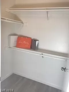 Photo #4: 2100601 Listing