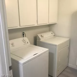 Photo #6: 2100601 Listing