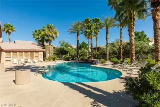 Photo #1: 2100638 Listing