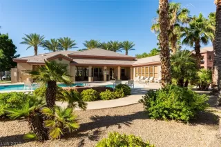 Photo #5: 2100638 Listing