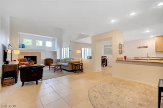 Photo #1: 2100676 Listing