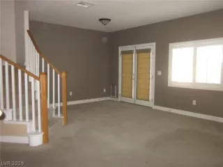 Photo #2: 2100704 Listing