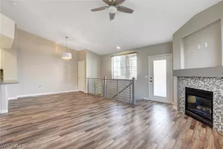 Photo #4: 2100711 Listing