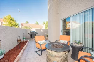 Photo #5: 2100715 Listing