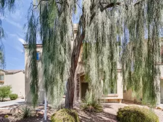 Photo #1: 2100761 Listing