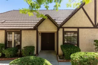 Photo #5: 2100785 Listing