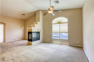 Photo #2: 2100835 Listing 