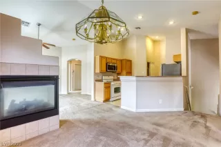 Photo #3: 2100835 Listing 