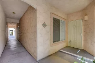 Photo #2: 2100839 Listing