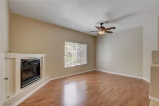 Photo #3: 2100839 Listing